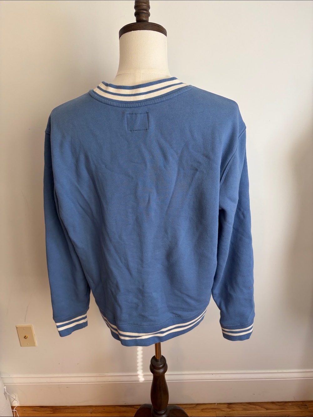 47 Powder Blue Ole Miss Rebels Sweatshirt with Red 'M' Logo - Picture 3 of 8